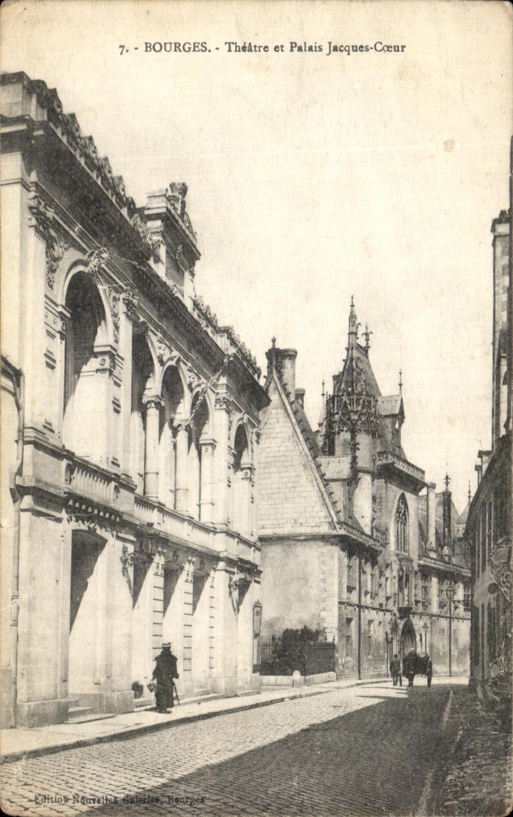 Corazon de Jacques del paladar de CPA Bourges Theater And