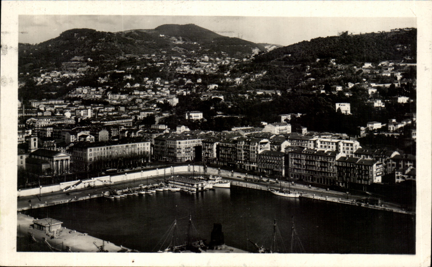 CPA Niza el puerto del montaje del boro