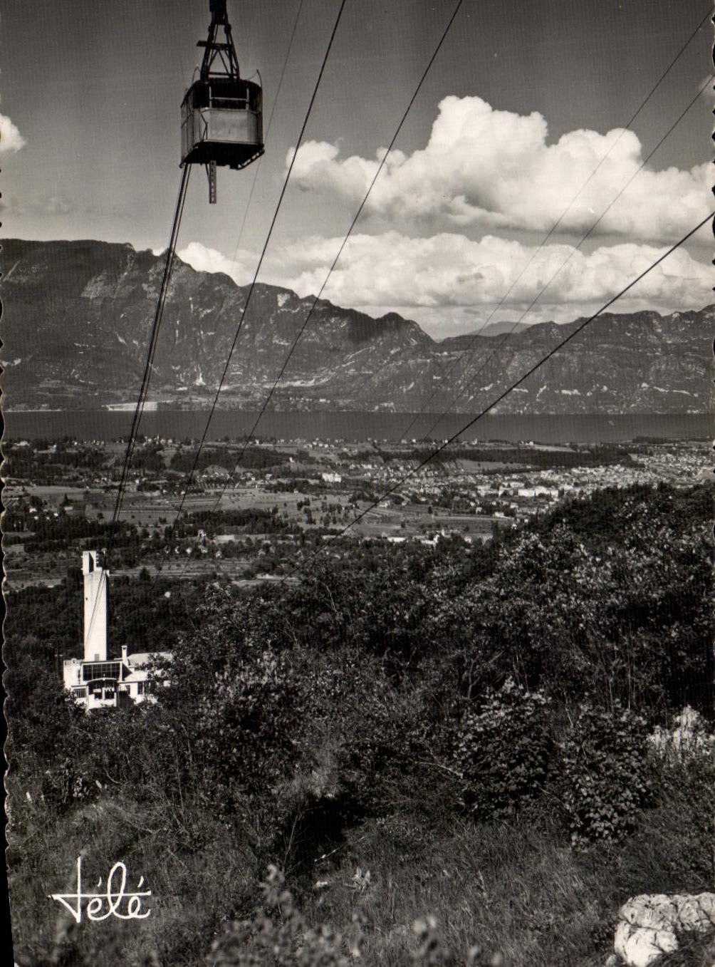 CPSM Aix Les Bains Teleferique de Mt Revard Le lac la dent du Chat