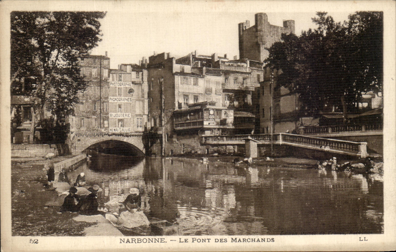 CPA Narbonne Le Pont Des Marchands Lavandieres