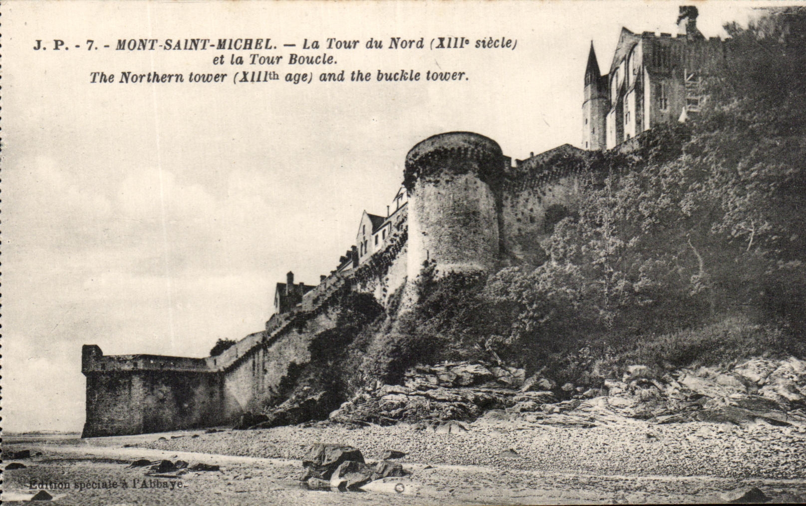CPA Mont Saint Michel the Tower of north And the Tower buckles