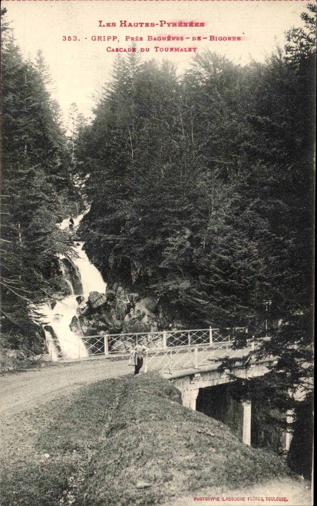 CPA Les Hautes Pyrenees Gripp Pres Bagneres De Bigorre Cascade Du Tourmalet