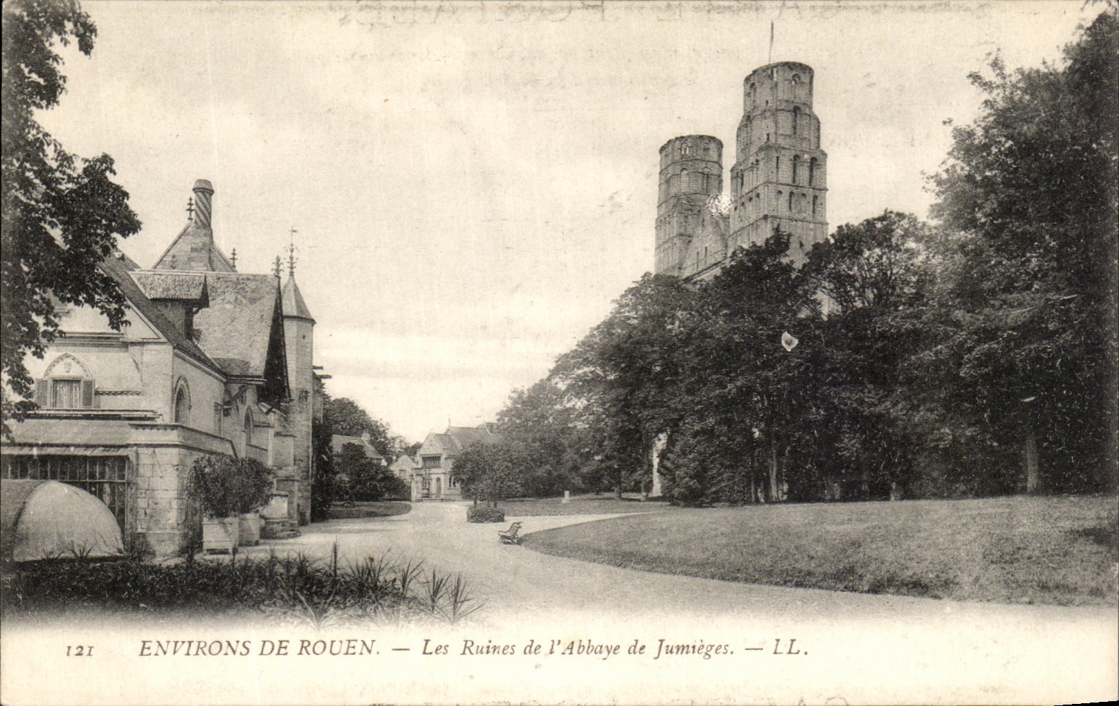 CPA Surroundings Of Rouen Ruins Of the Abbey De Jumieges