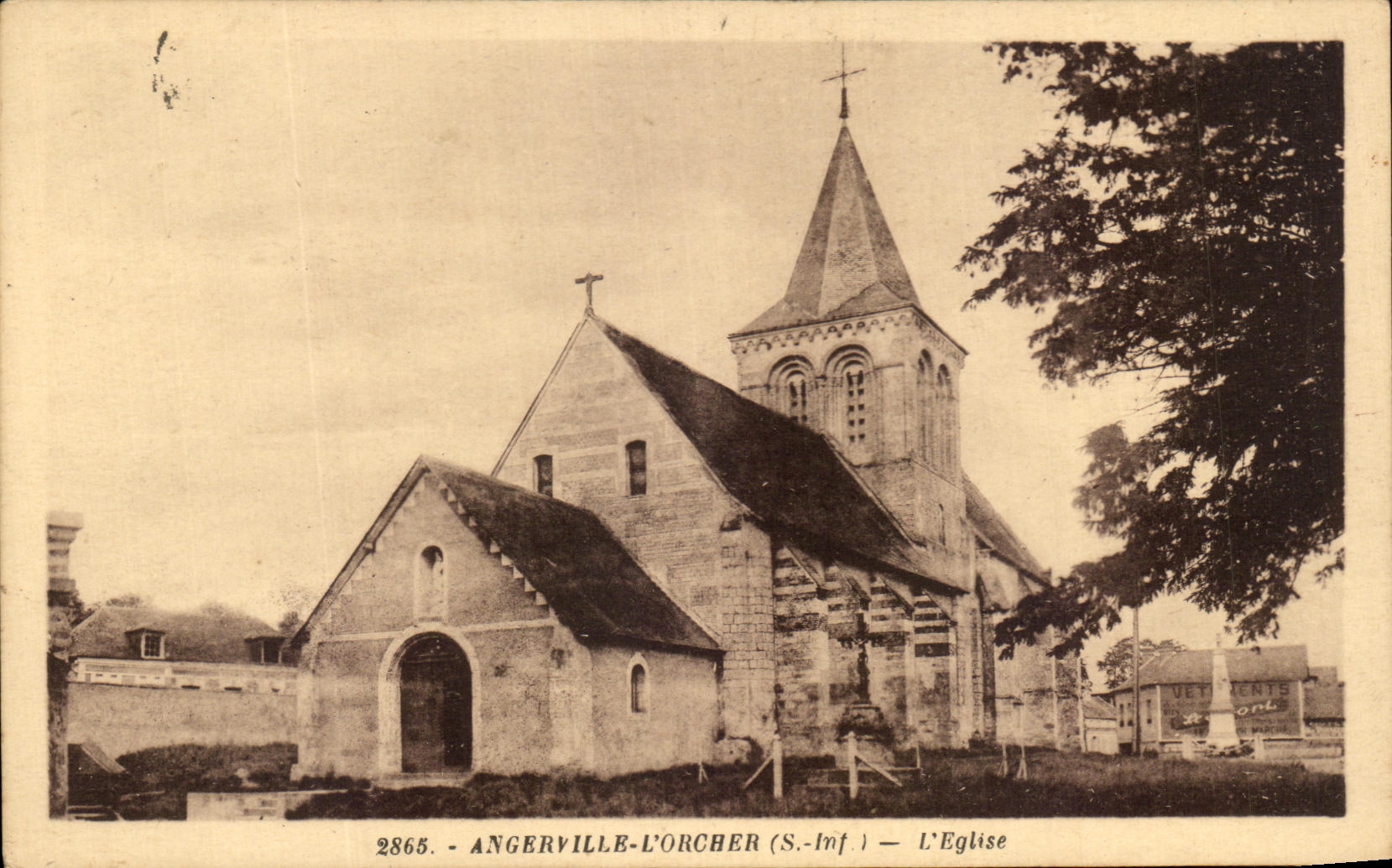 CPA Angerville Orcher the Church
