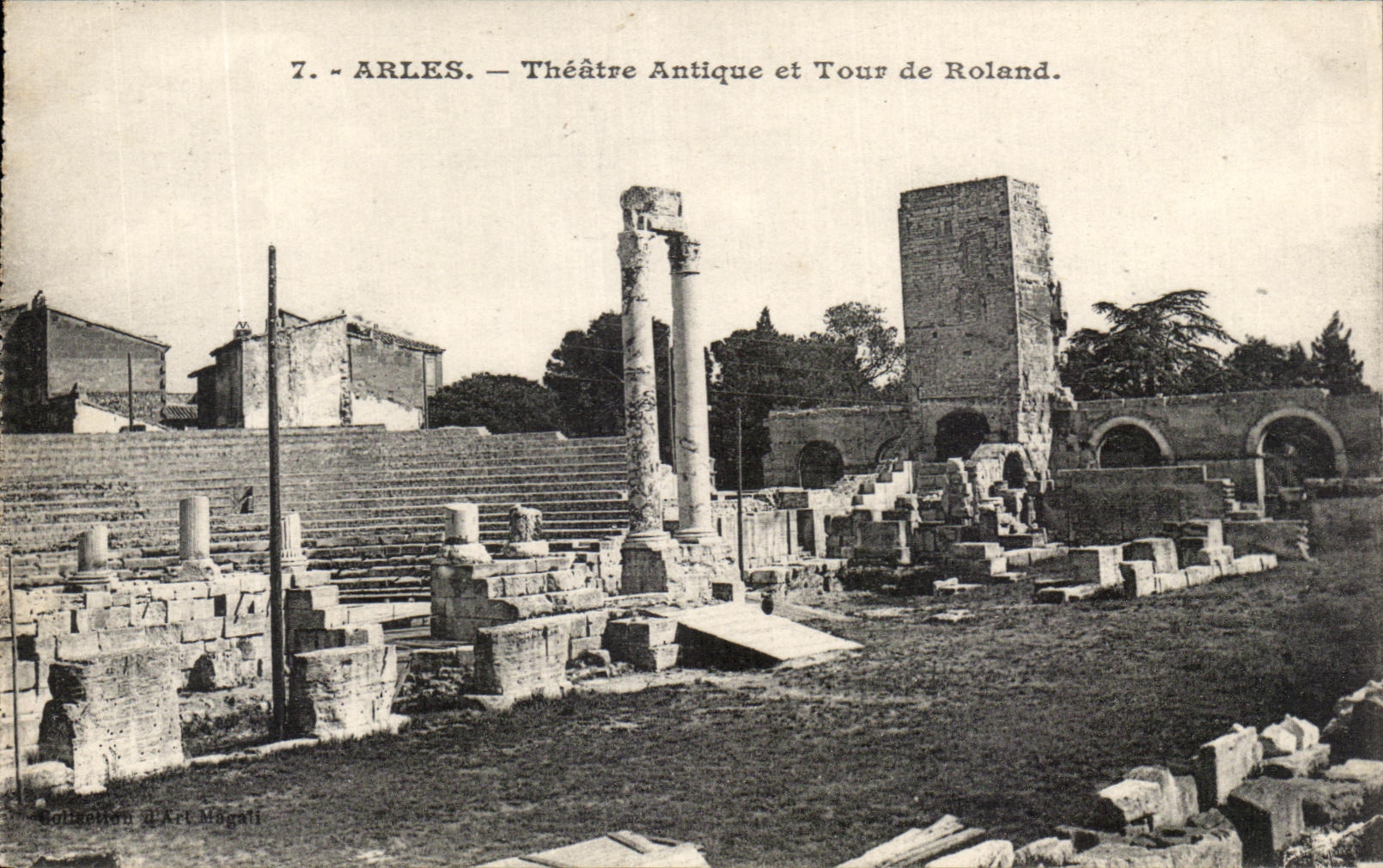 CPA Ancient Arles Theater And Turn Of Roland
