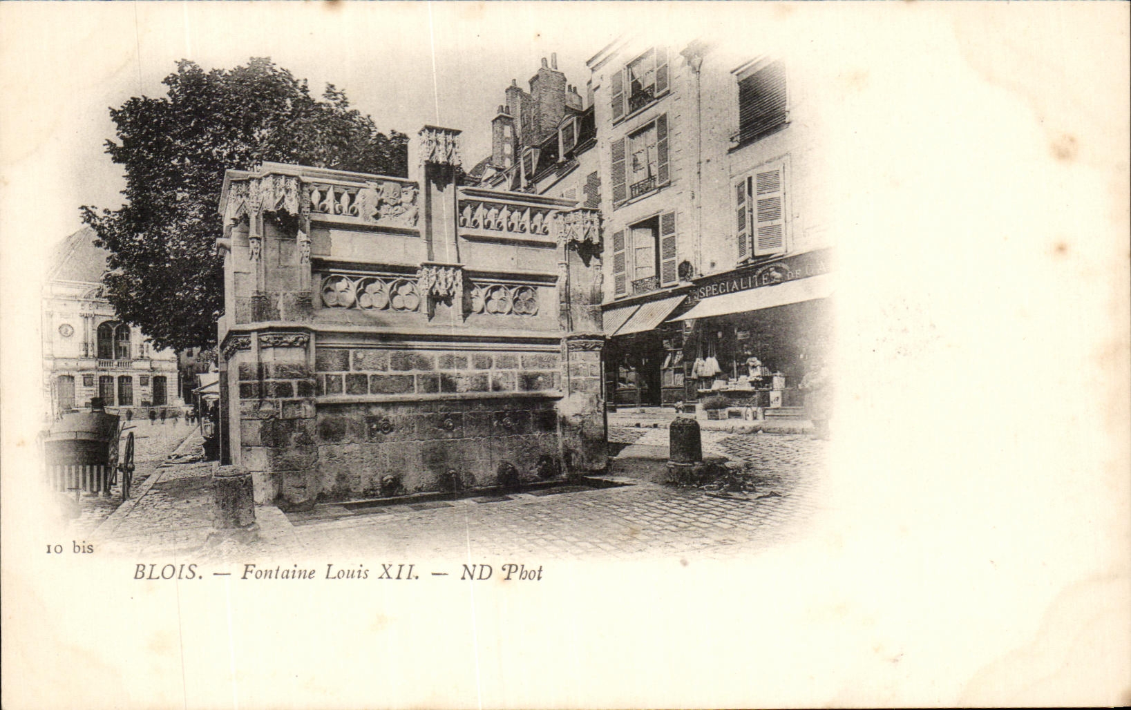 CPA Blois Fontaine Louis XII