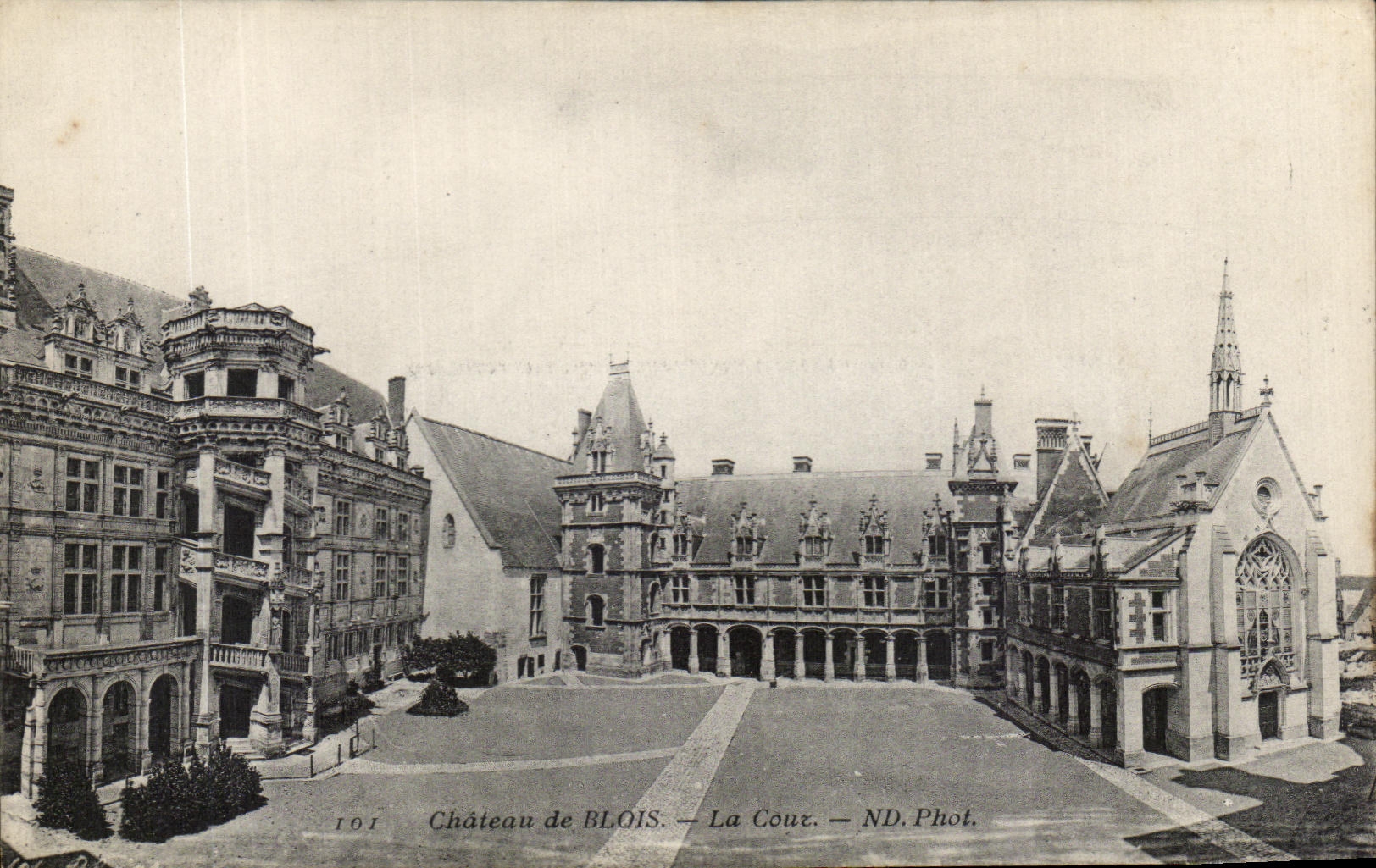 CPA Chateau de Blois La Cour