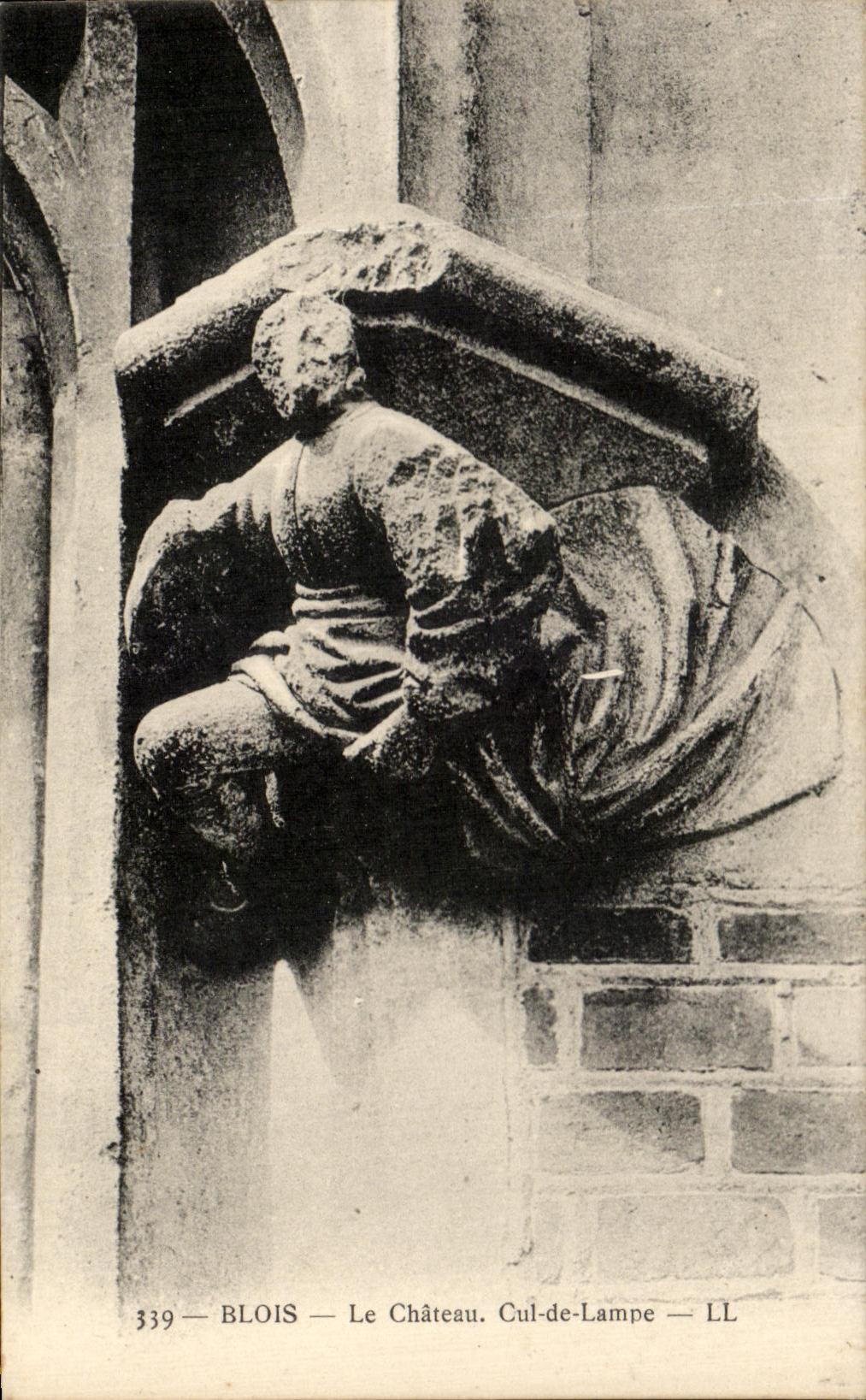 CPA Blois Le Chateau Cul de Lampe