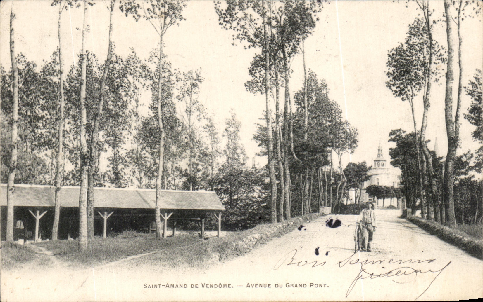Avenida de Amand Montrond del santo de CPA del puente grande