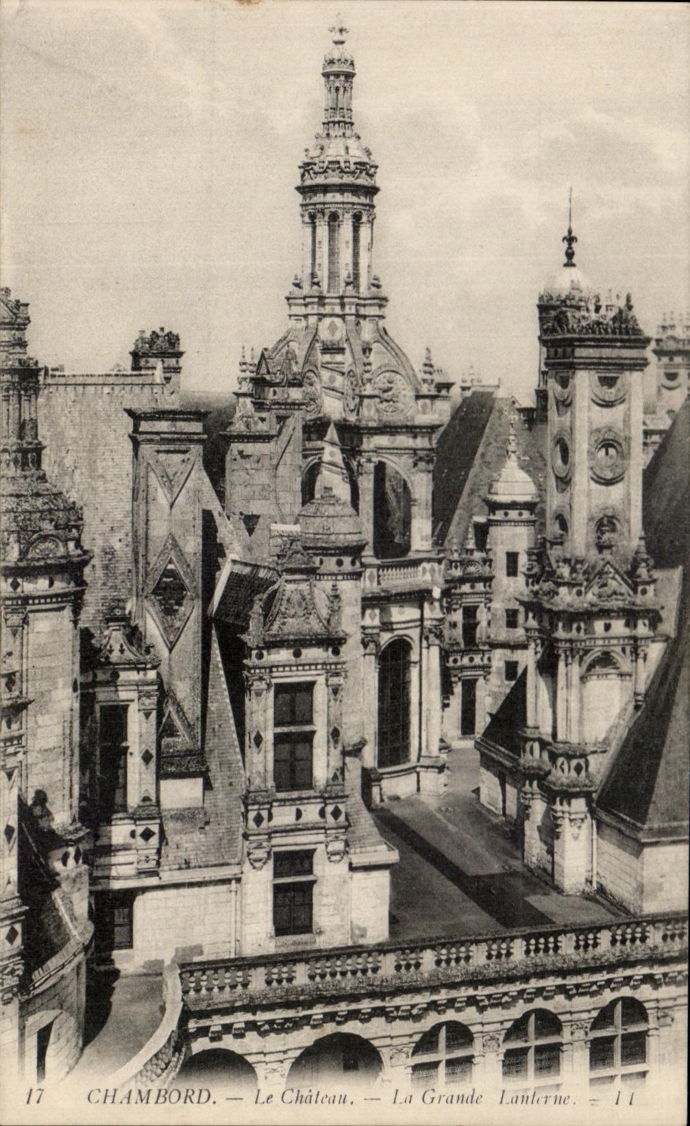 CPA Chambord Le Chateau La Grande Lanterne