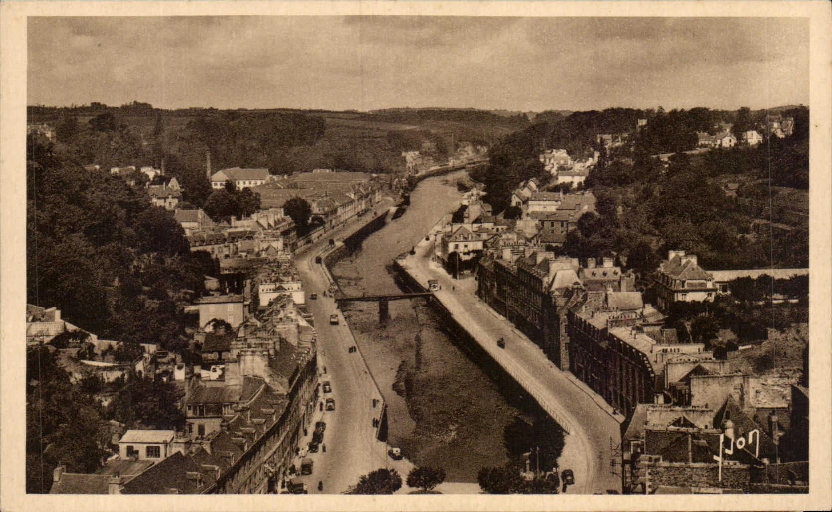 CPA Morlaix Quays seen of the viaduct