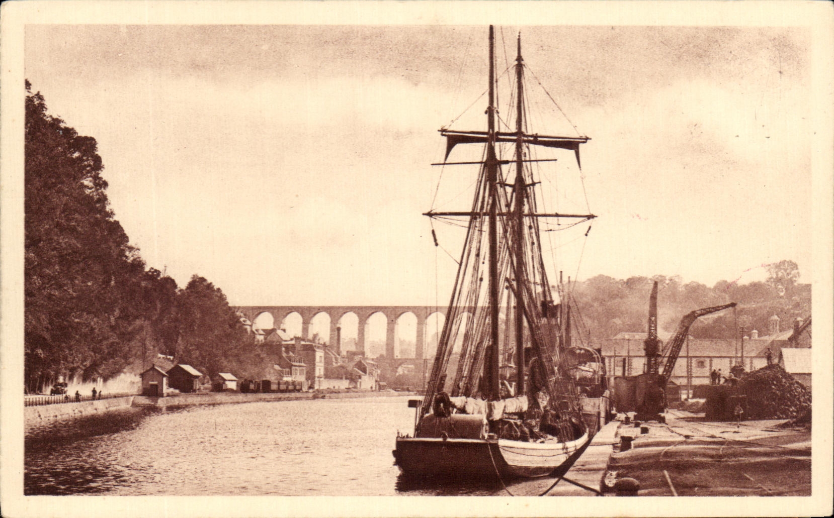 CPA Morlaix the Quays Boat