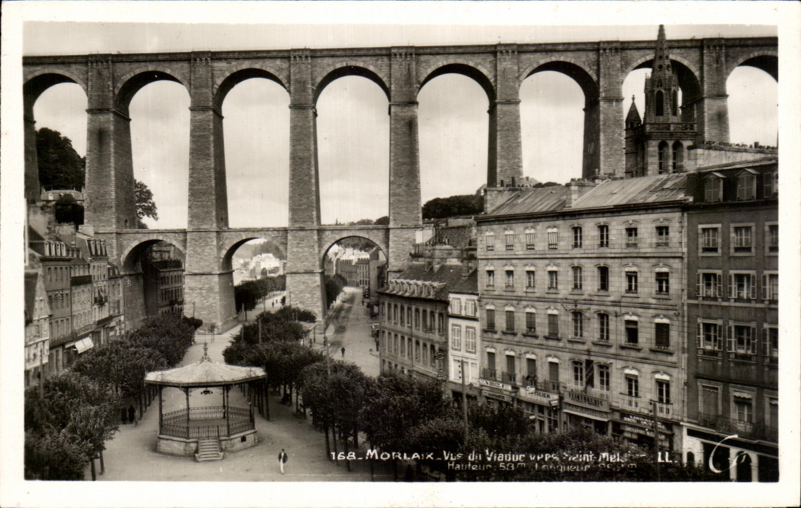 CPA Morlaix the Viaduct Seen of the Town hall