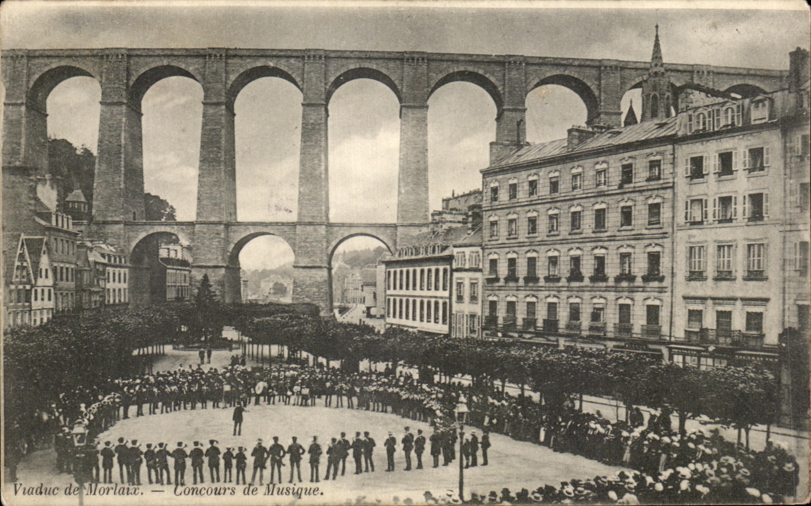 CPA Viaduct of Morlaix Contest of Music