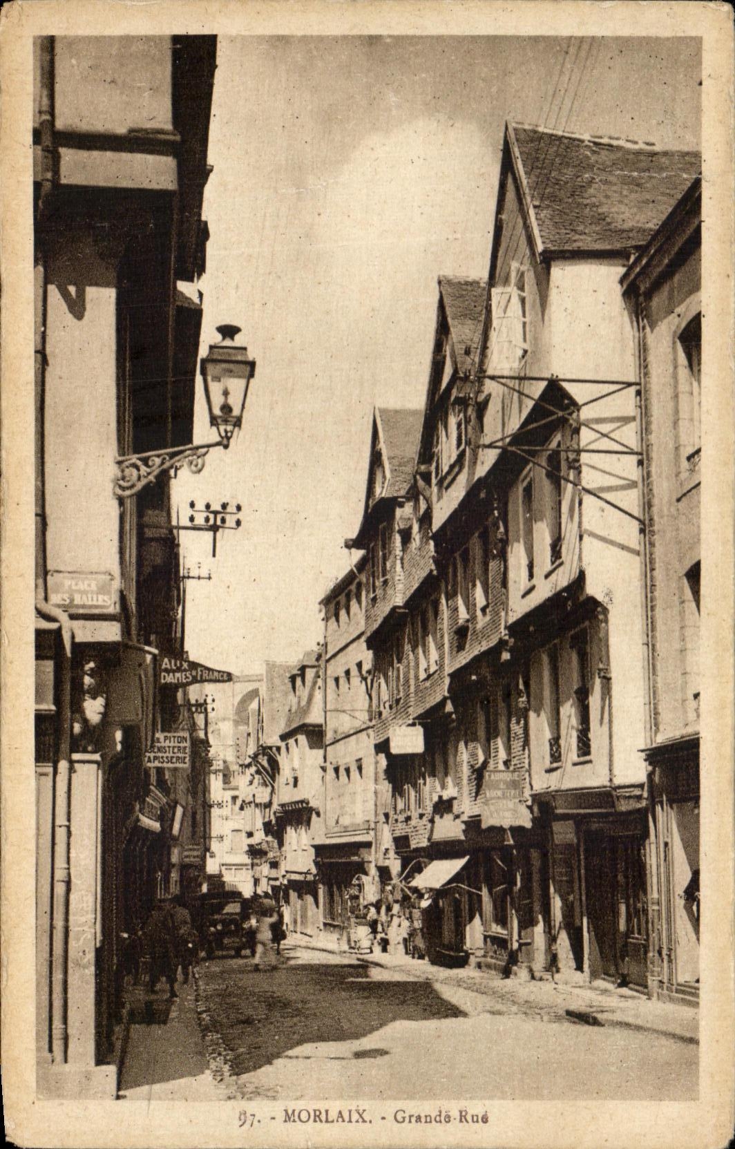 CPA Morlaix Main street