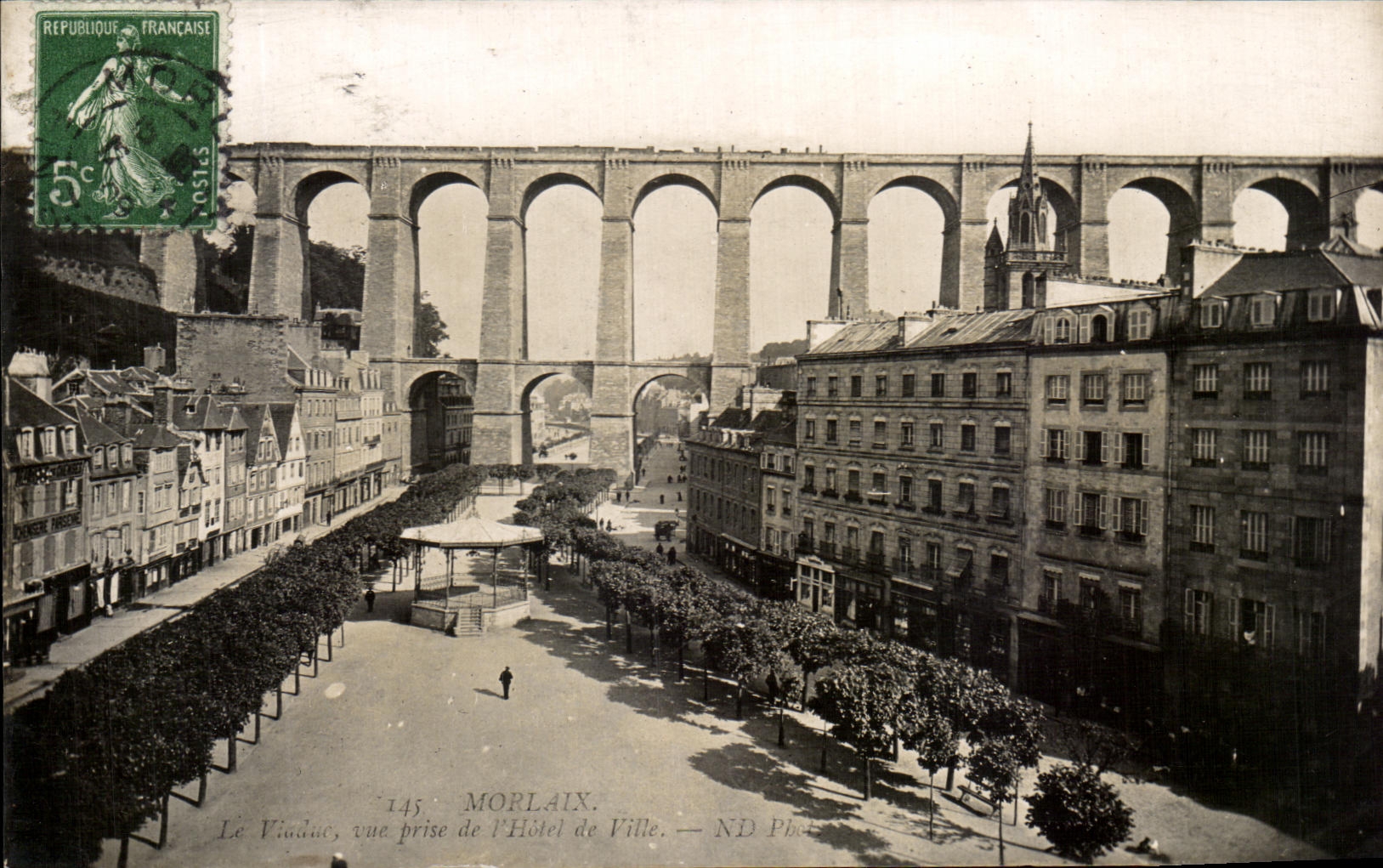 CPA Morlaix the Viaduct seen from Of the Town hall