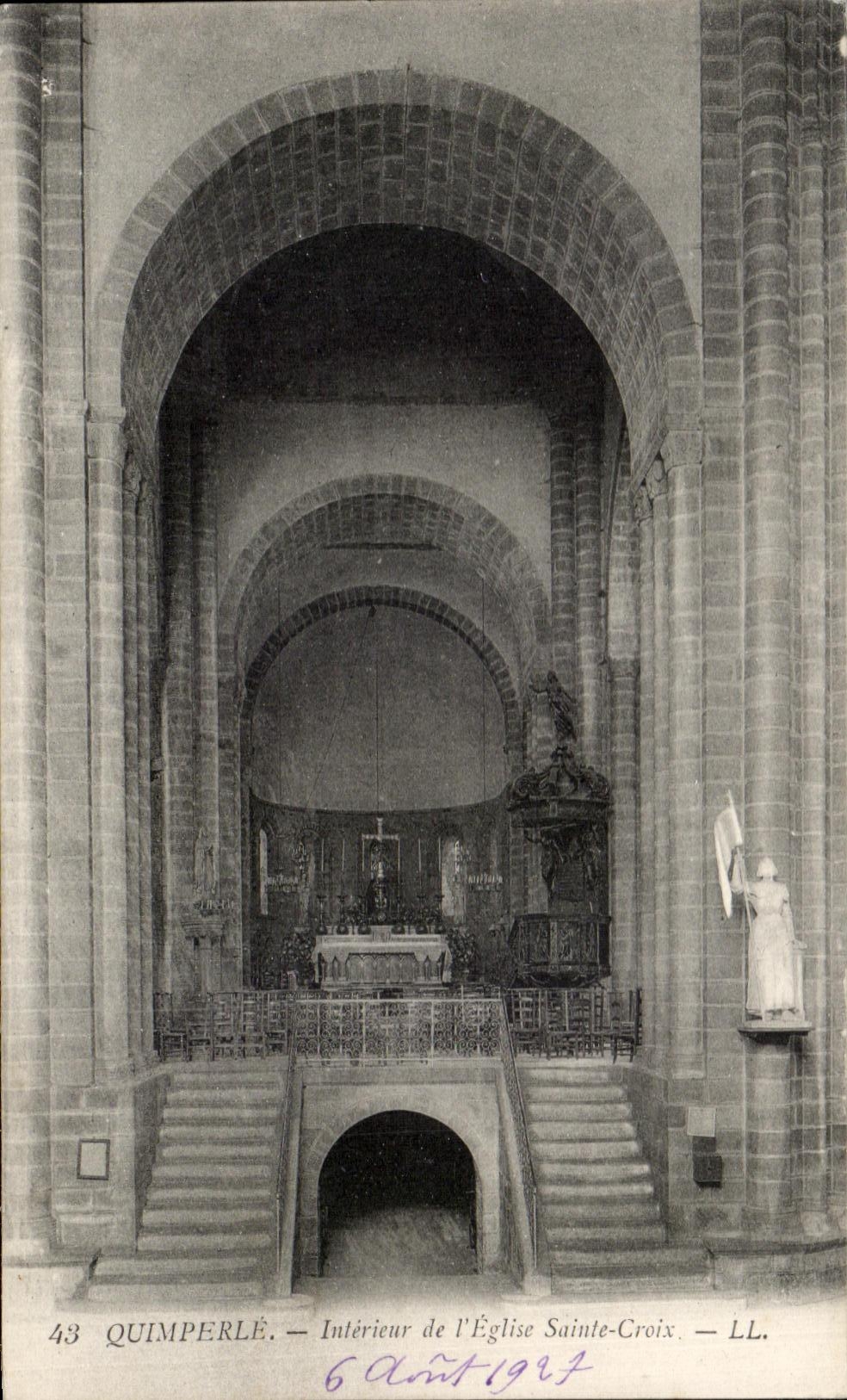 CPA Interior Quimperle of I' Eglise Sainte Cross
