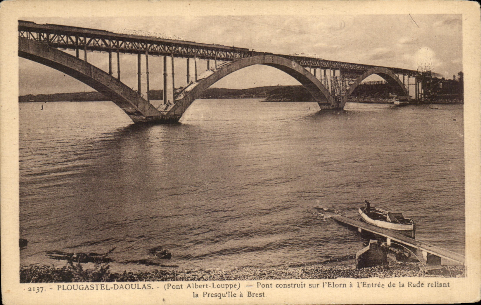 CPA Plougastel Daoulas Pont Construit sur I'Elorn a L'Entree de la Rade reliant la presqu'ile a Brest