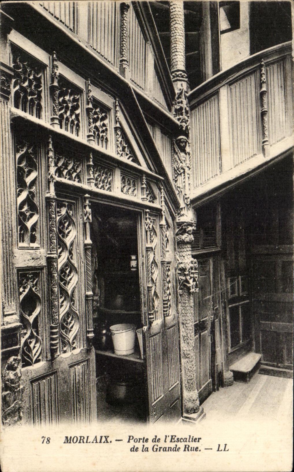 CPA Morlaix Gate Of the Staircase Of Main street