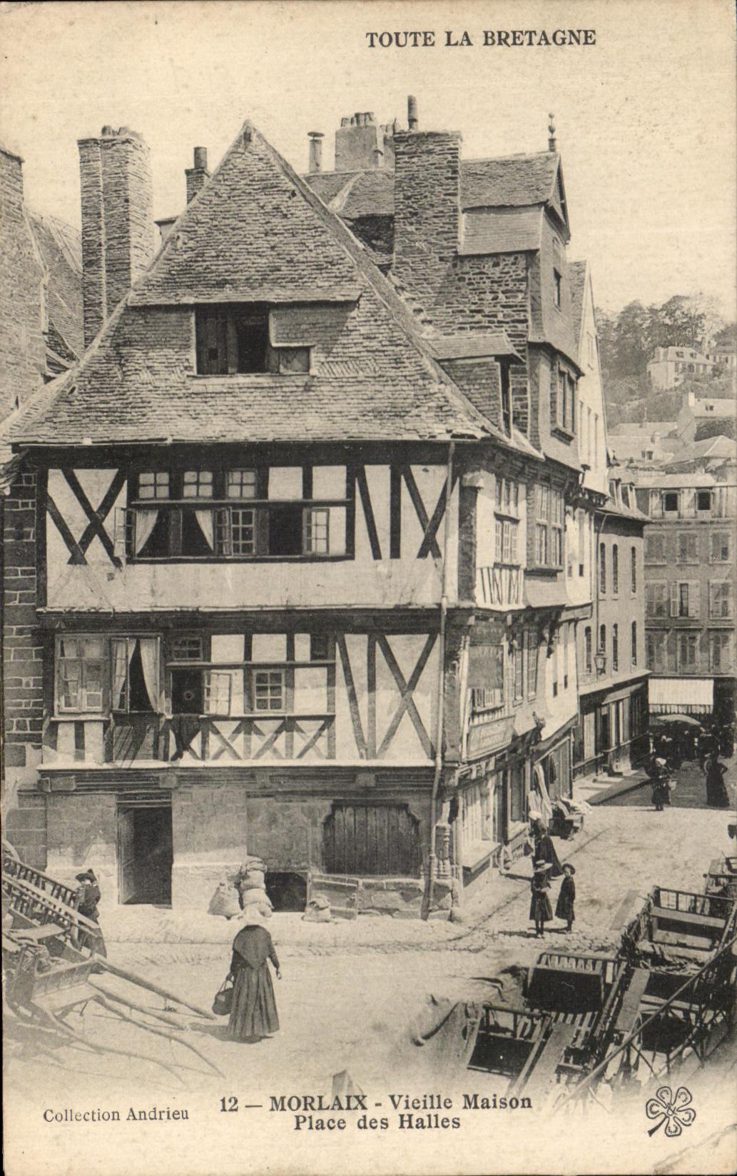 CPA Morlaix Hurdy-gurdy House Street Of the vines