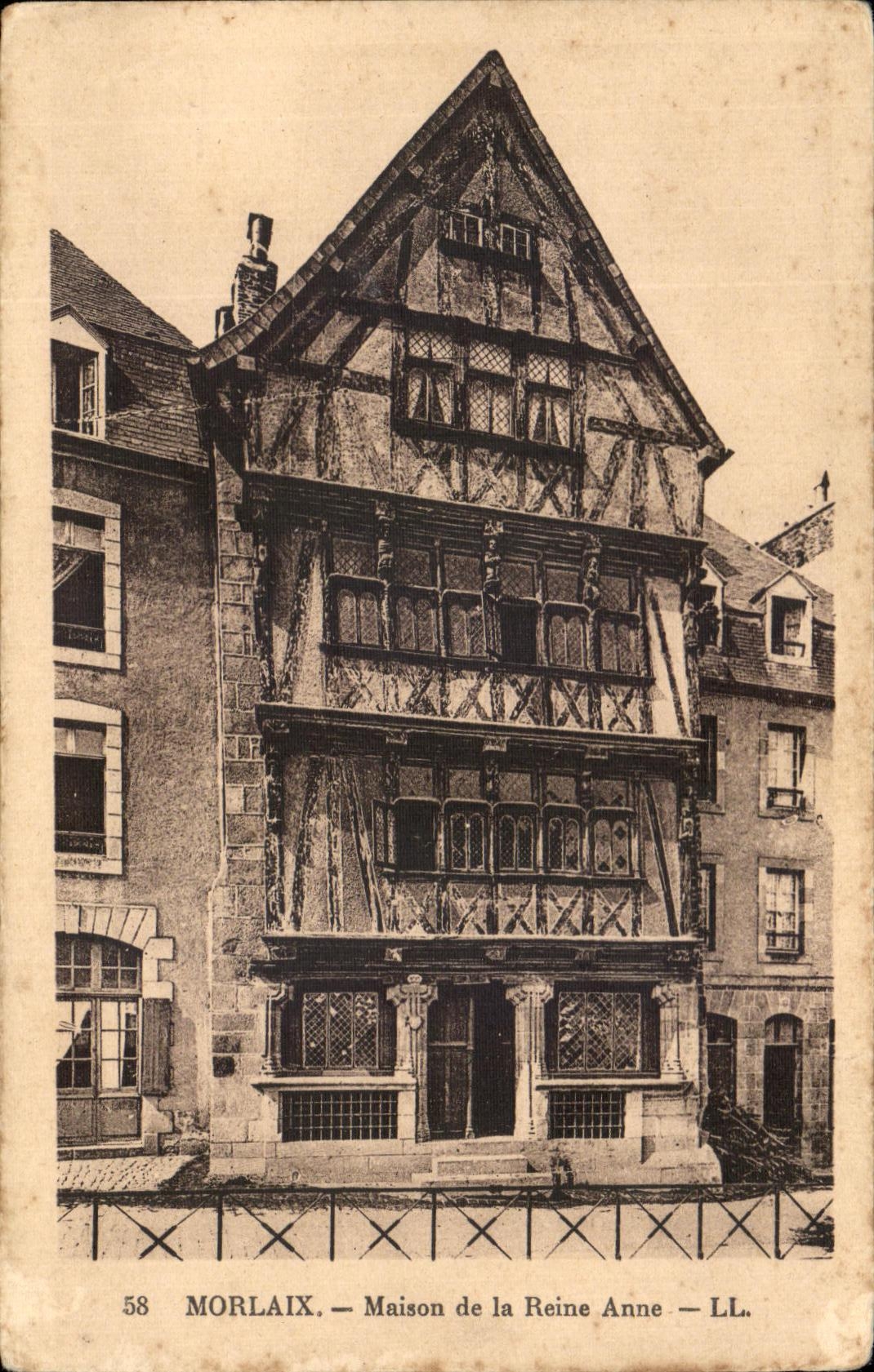 CPA Brittany House of the Queen Anne