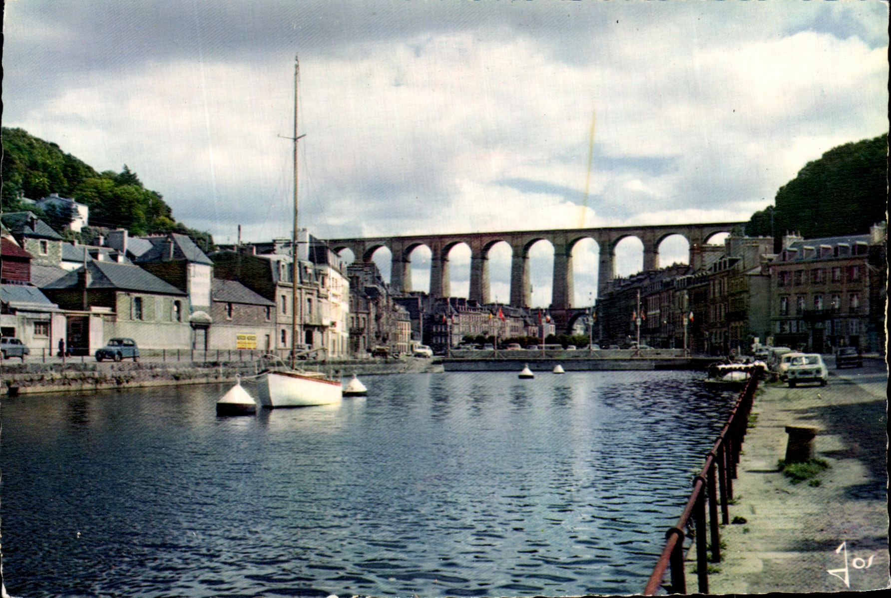 CPSM Brittany Morlaix Colors the Viaduct