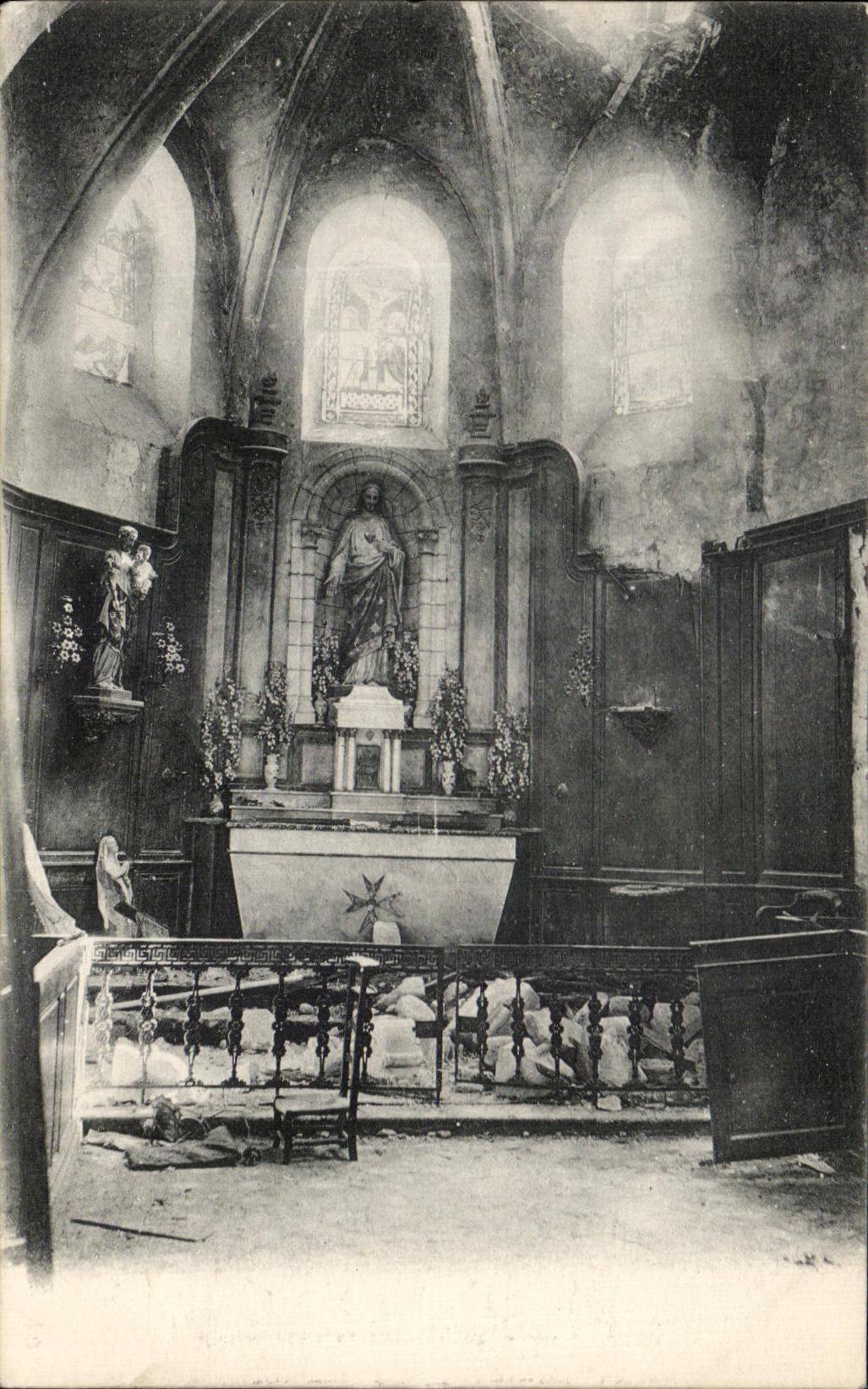 CPA Eglise detruite 