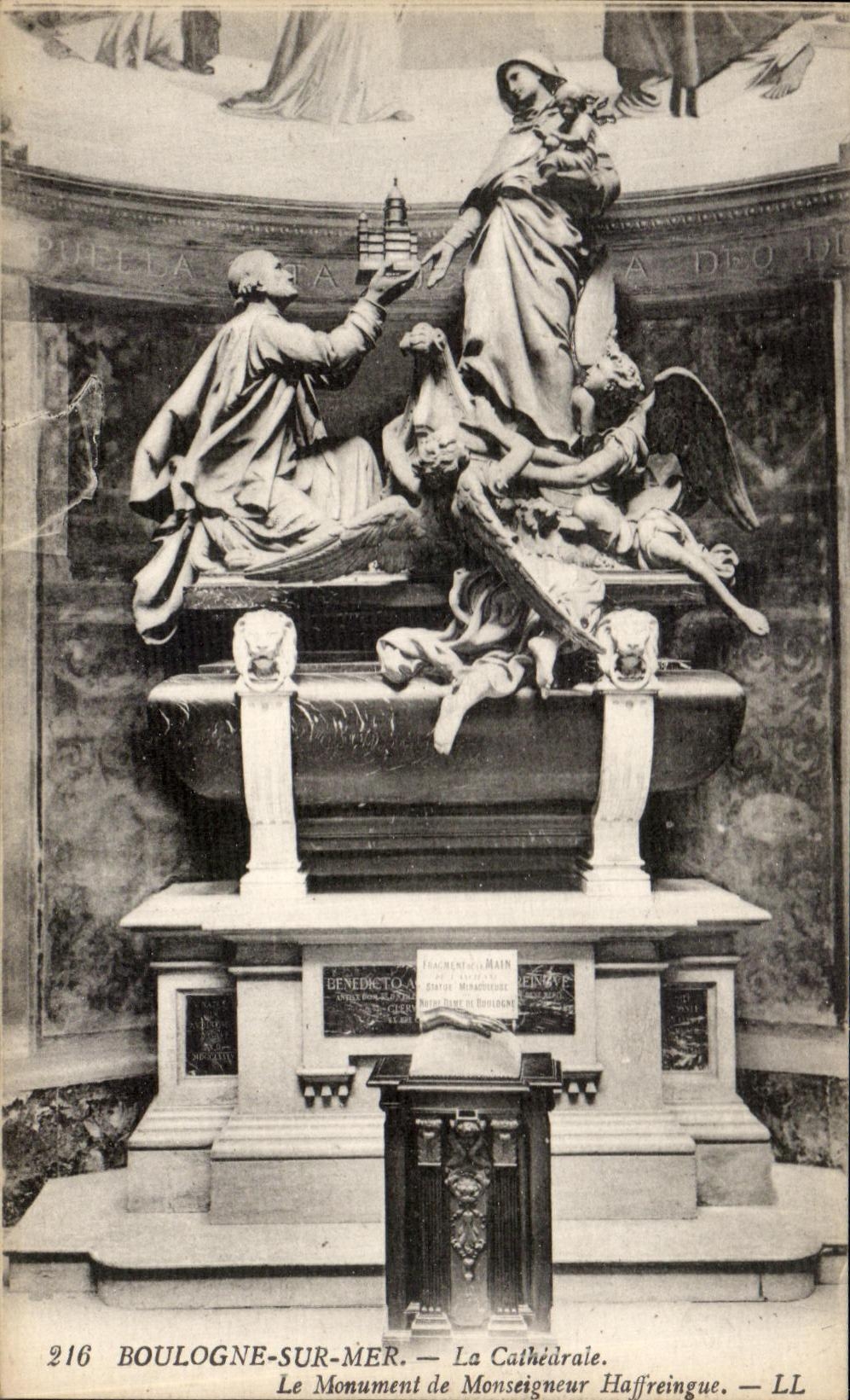 CPA Boulogne On Mer La Cathedral the Monument of Monseigneur Haffreingue