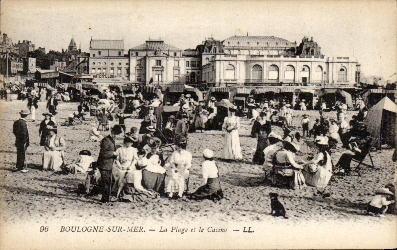 CPA Boulogne On Mer La Beach and the Casino