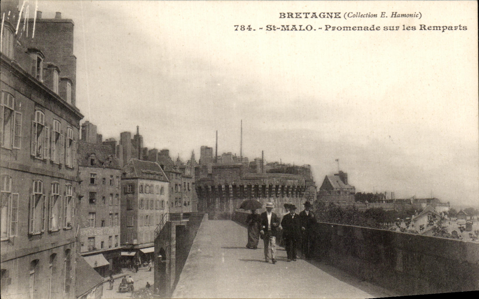 CPA Brittany St Malo Walk on the Walls