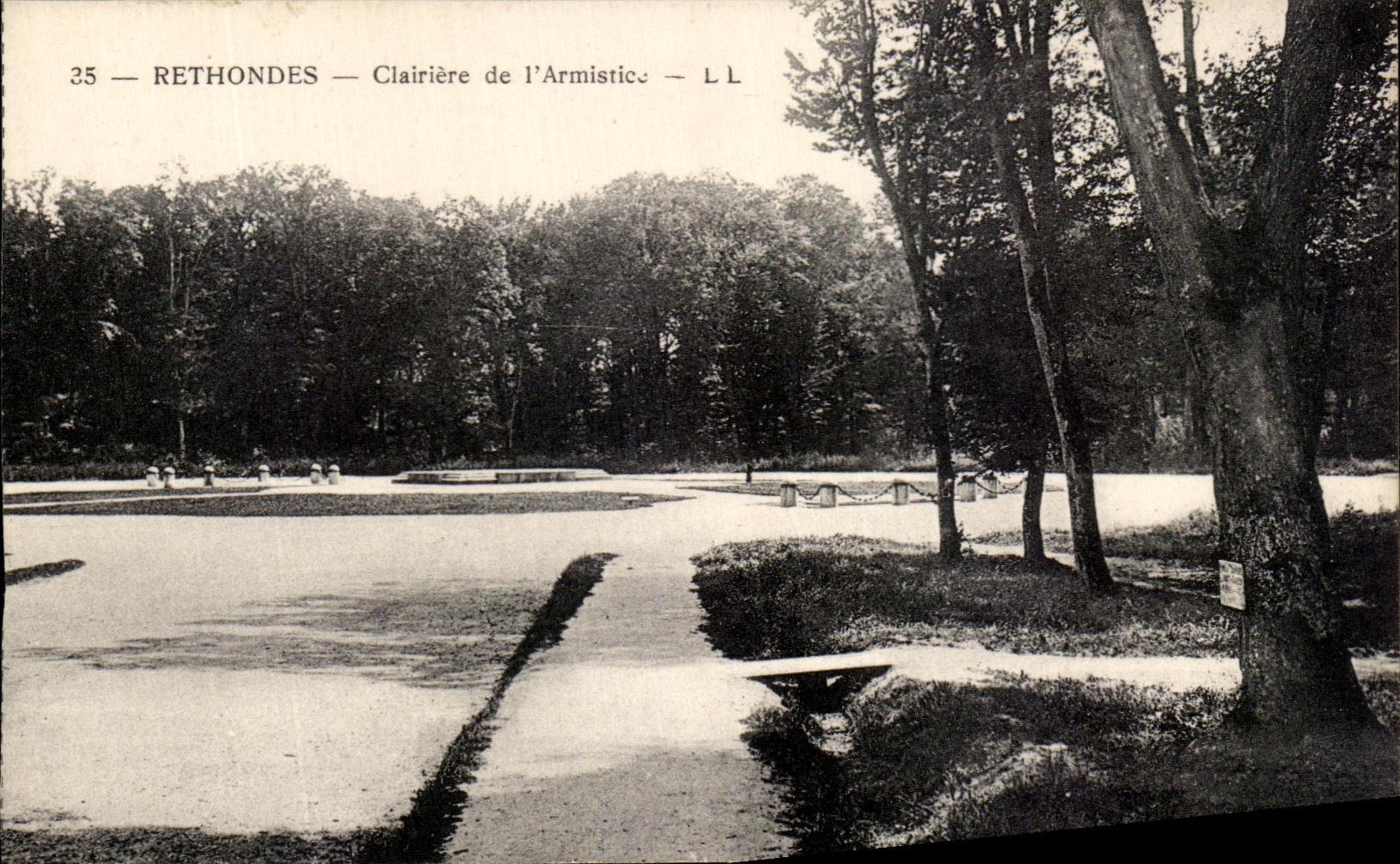 CPA Rethondes Clearing of the Militaria Armistice