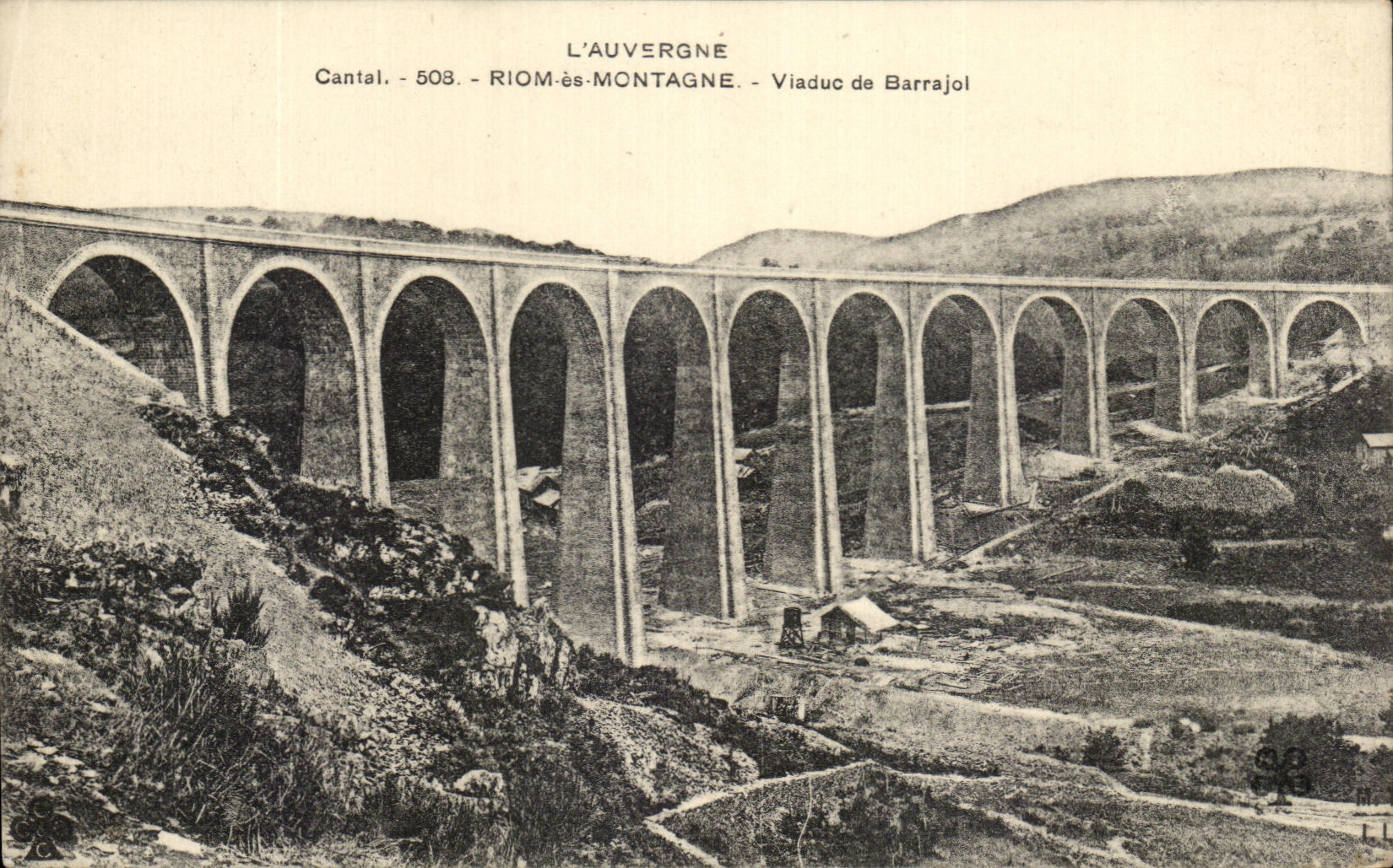 CPA Auvergne Riom Cantal the Mountain Viaduct De Barrajol