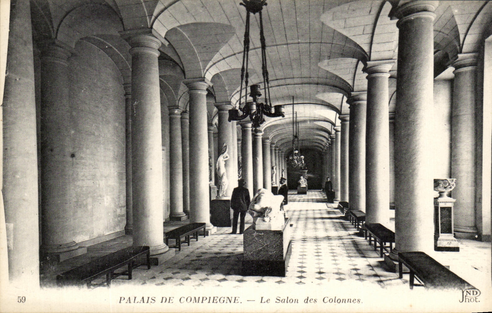 CPA Palais de Compiegne Le Salon des Colonnes