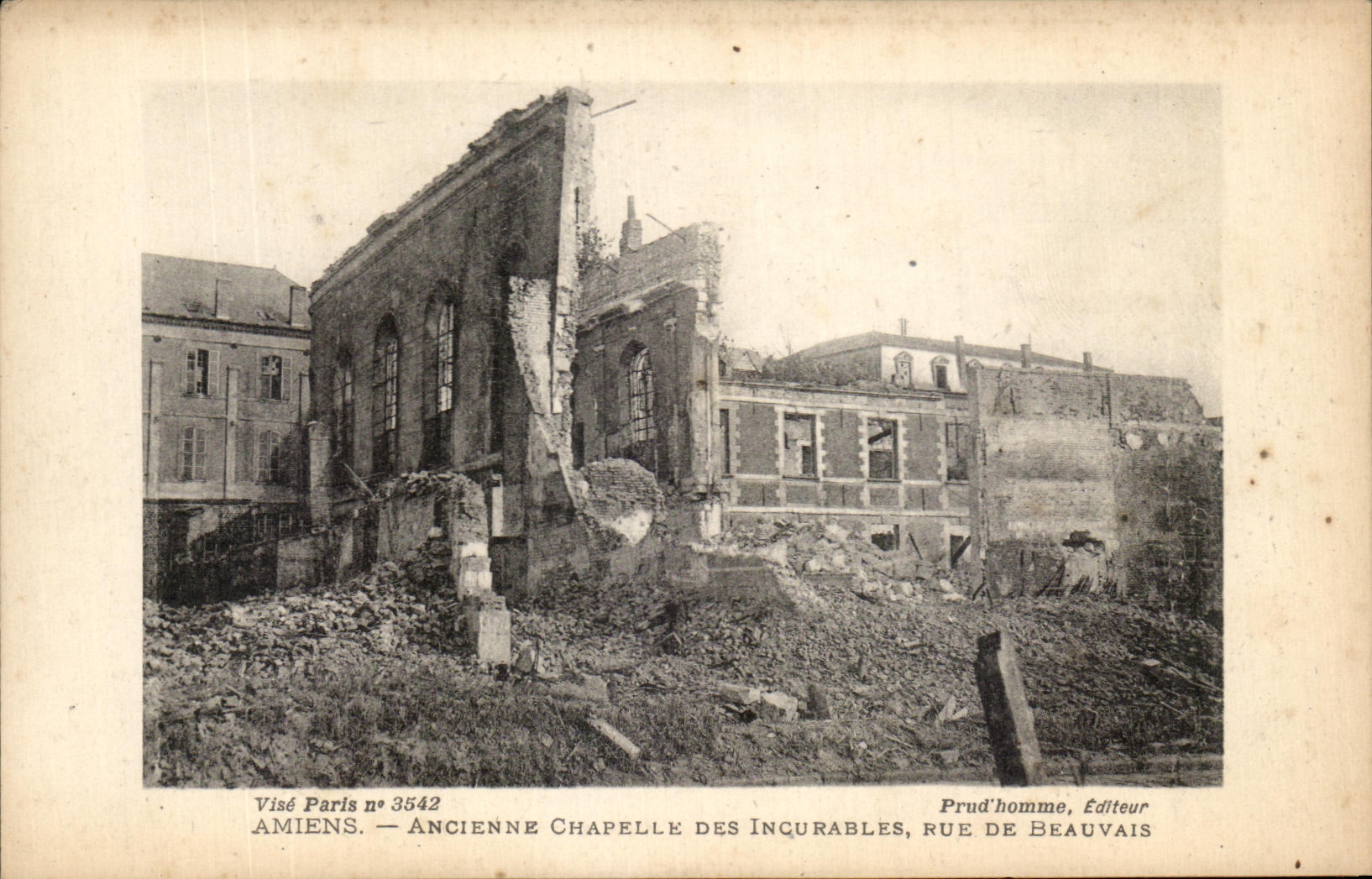 CPA Amiens Ancienne Chapelle Des incurables Rue De Beauvais Militaria 