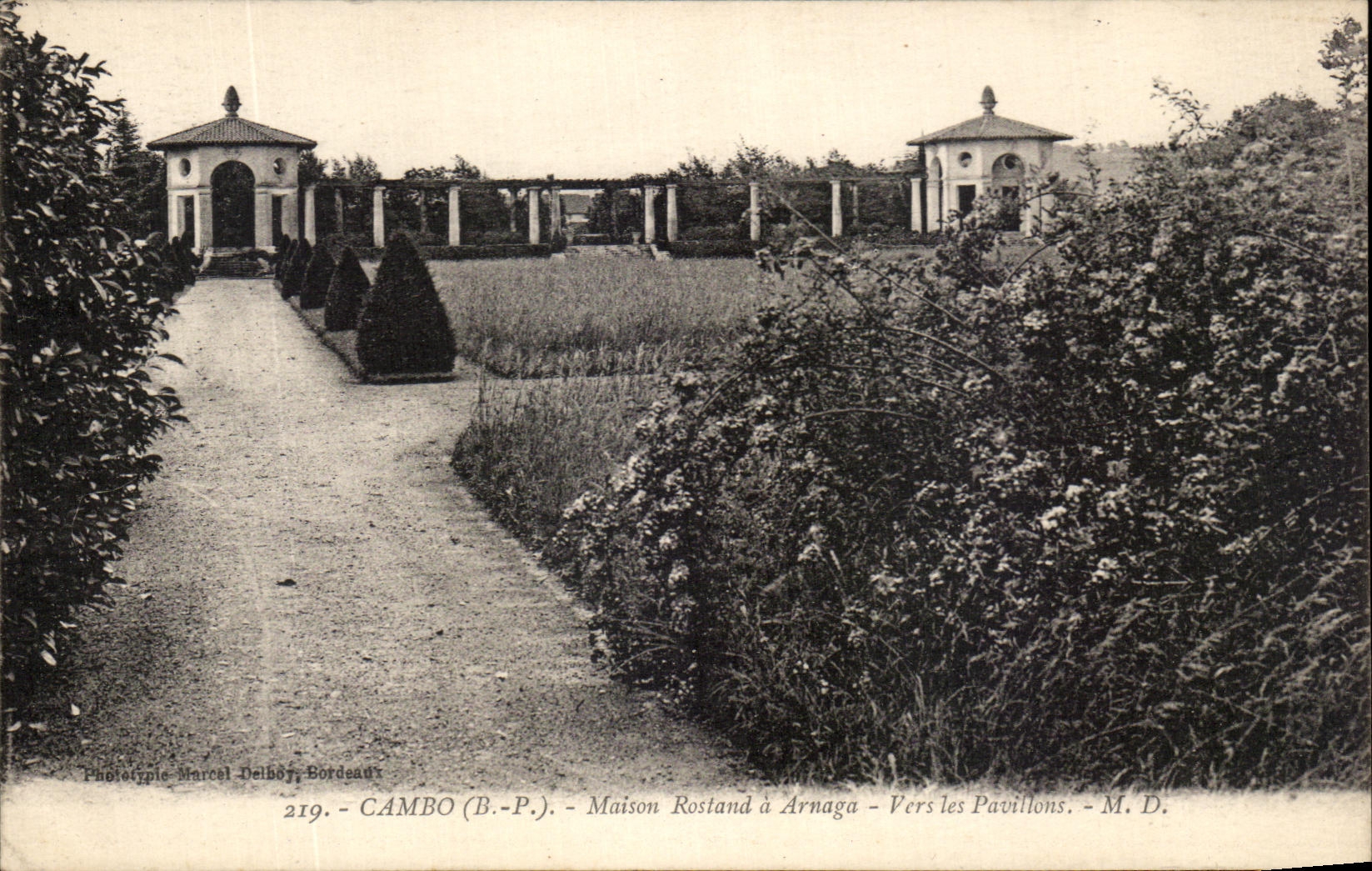 CPA Cambo Maison Rostand has Arnaga Towards the Houses