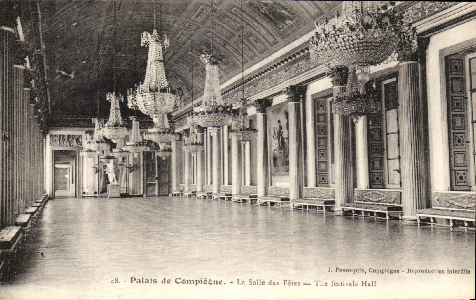 CPA Foret De Compiegne la Salle des Fetes 