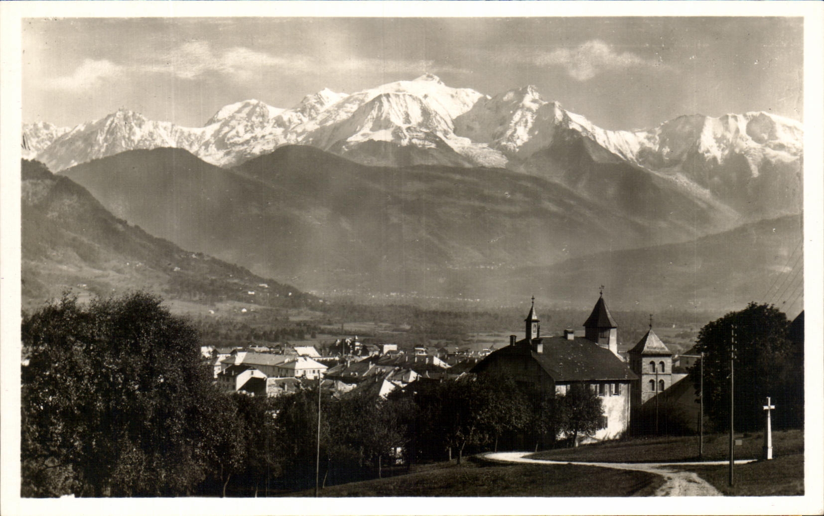 CPA Sallanches the castle Of the Sisters And Mont Blanc
