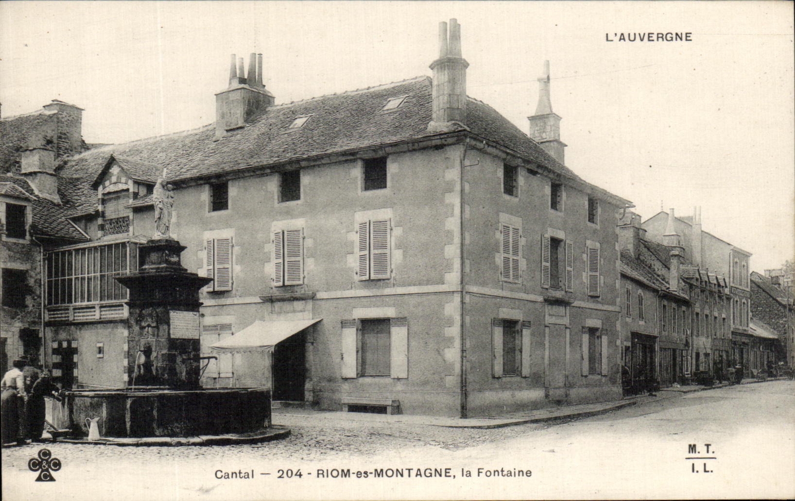 Fuente del La de CPA Auvergne Riom Es Montagne