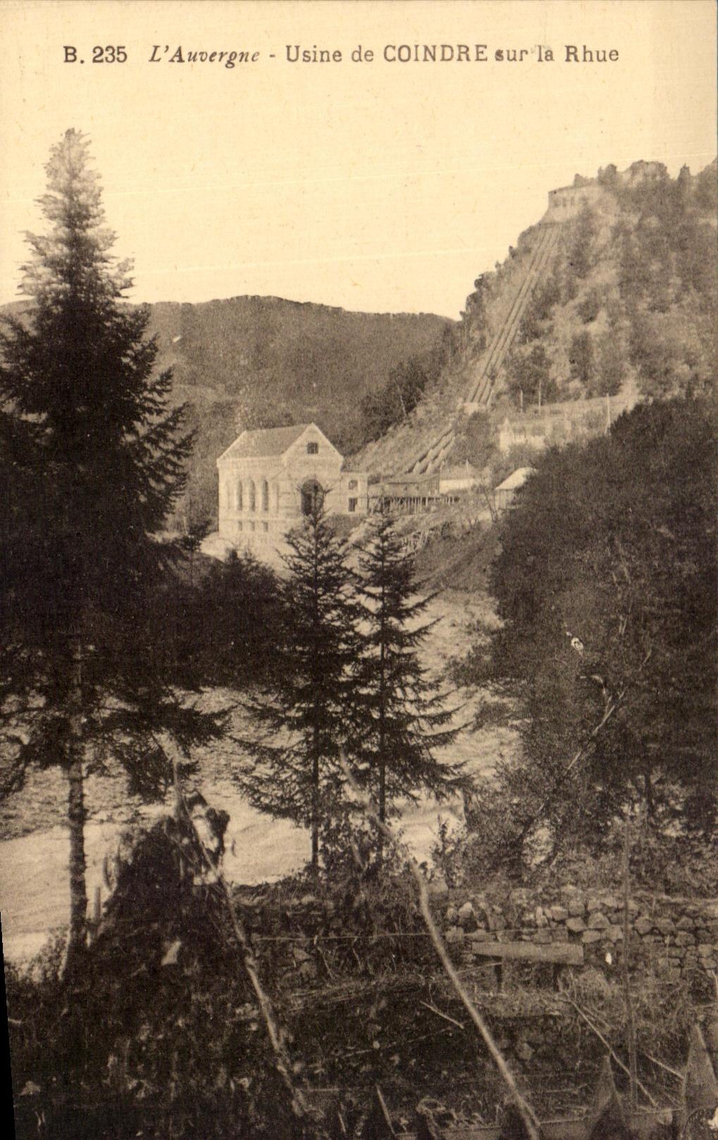 CPA L'Auvergne Usine de Coindre sur la Rhue