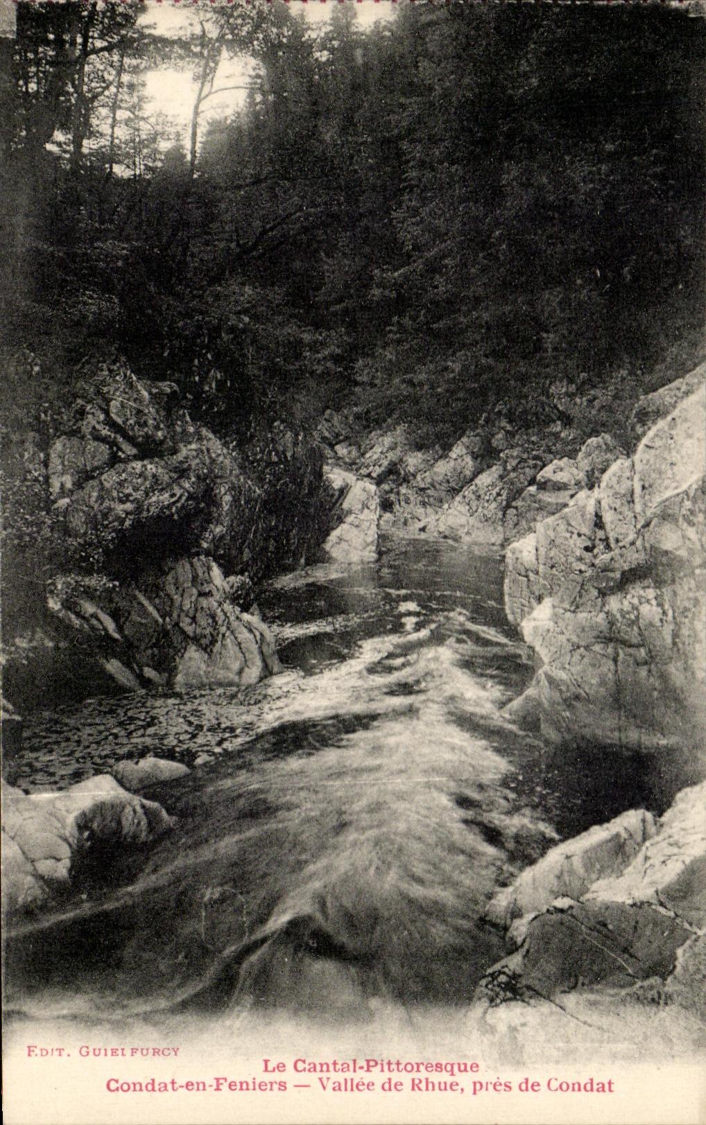 CPA the Picturesque Cantal Condat In Feniers Valley De Rhue Close De Condat