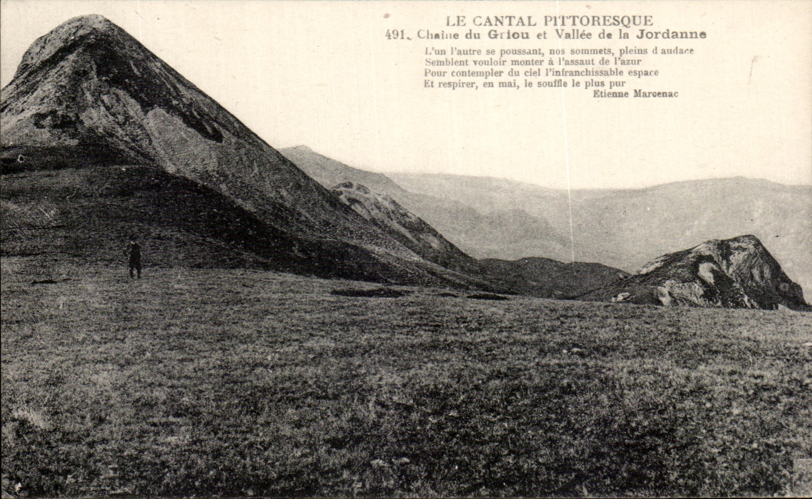 CPA Le Cantal Pittoresque chaine Du Griou Et Vallee De La Jordanne