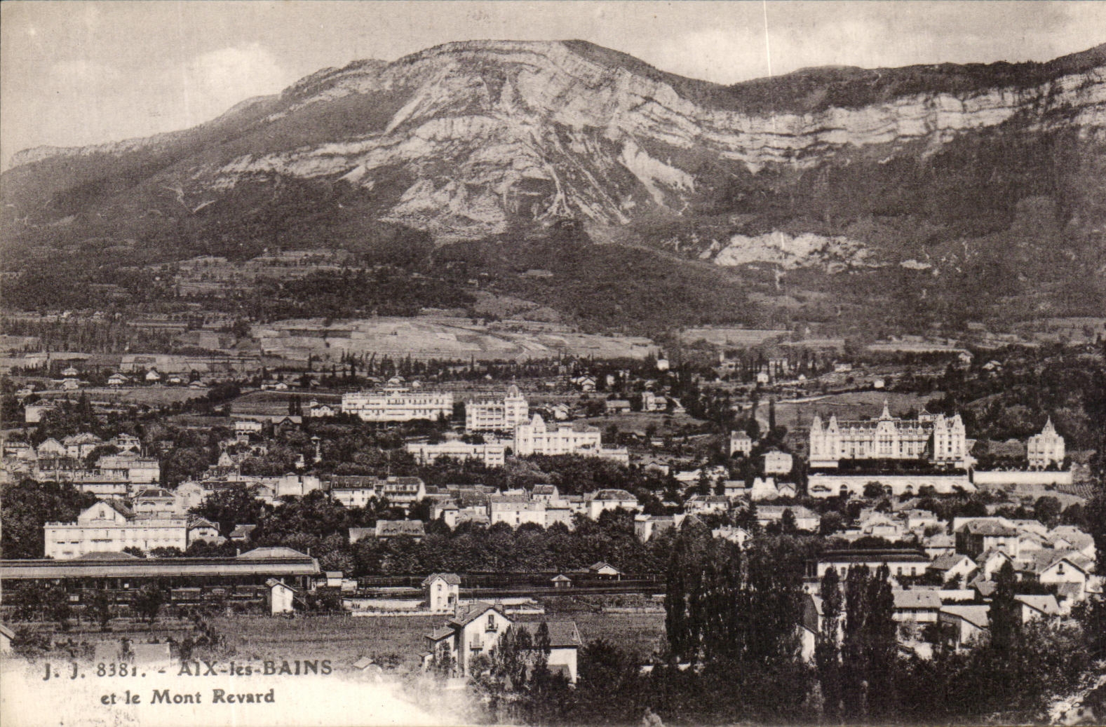 CPA Aix les Bains et le Mont Revard