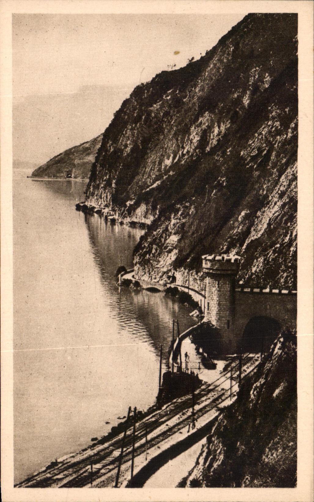 CPA Lake Of Le Bourget Tunnel Of Saint Innocent And Rocks De Brisson