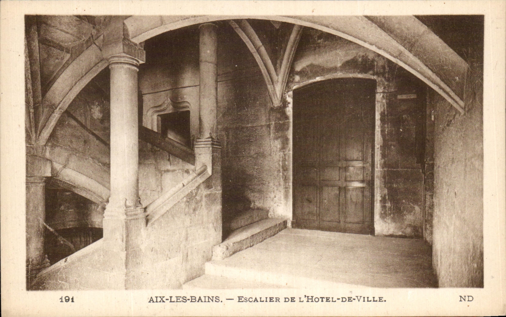 CPA Aix Les Bains Escalier De L'Hotel De Ville