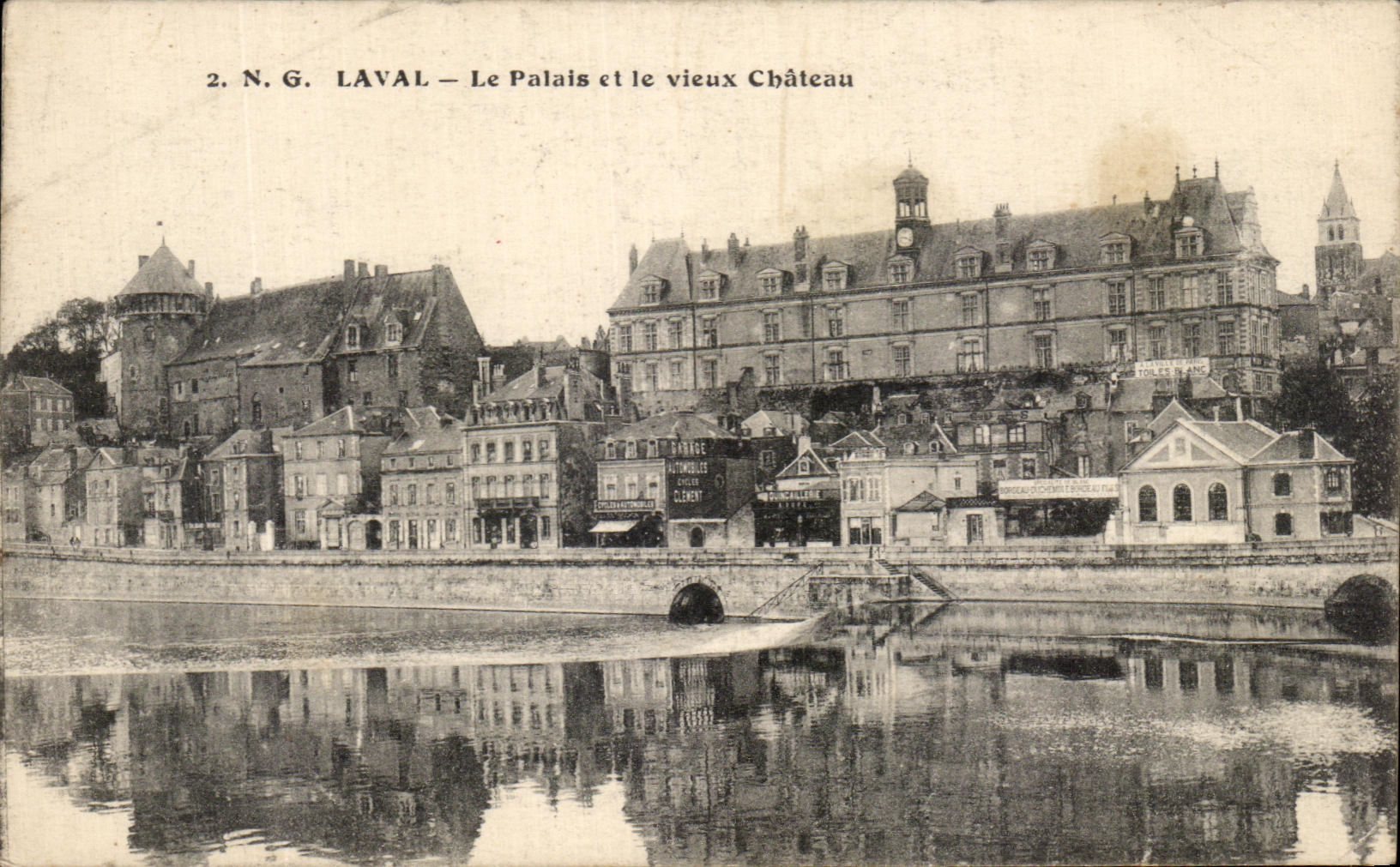 CPA Laval el paladar y el castillo viejo