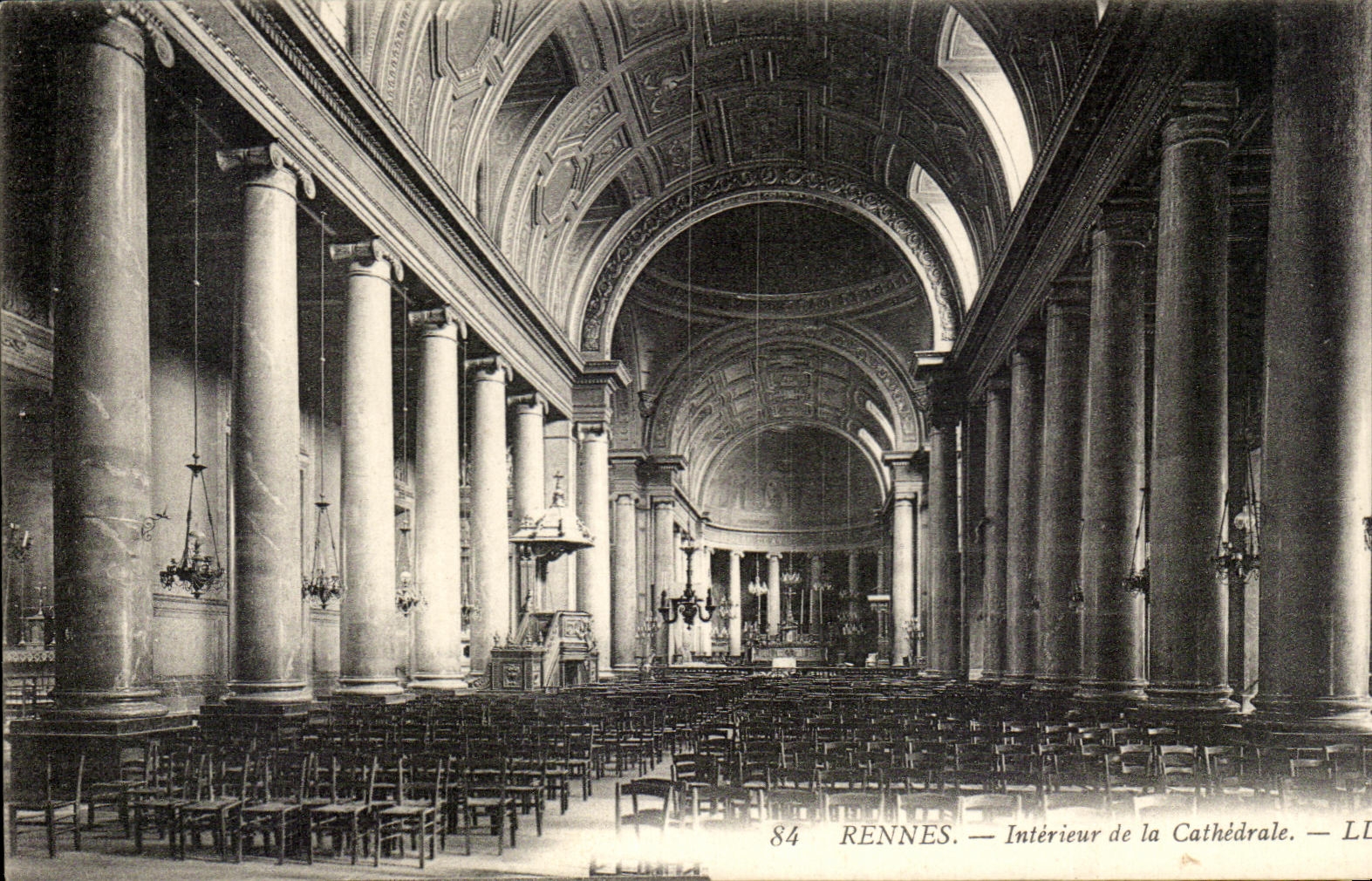 CPA Rennes Interieur De La Cathedrale