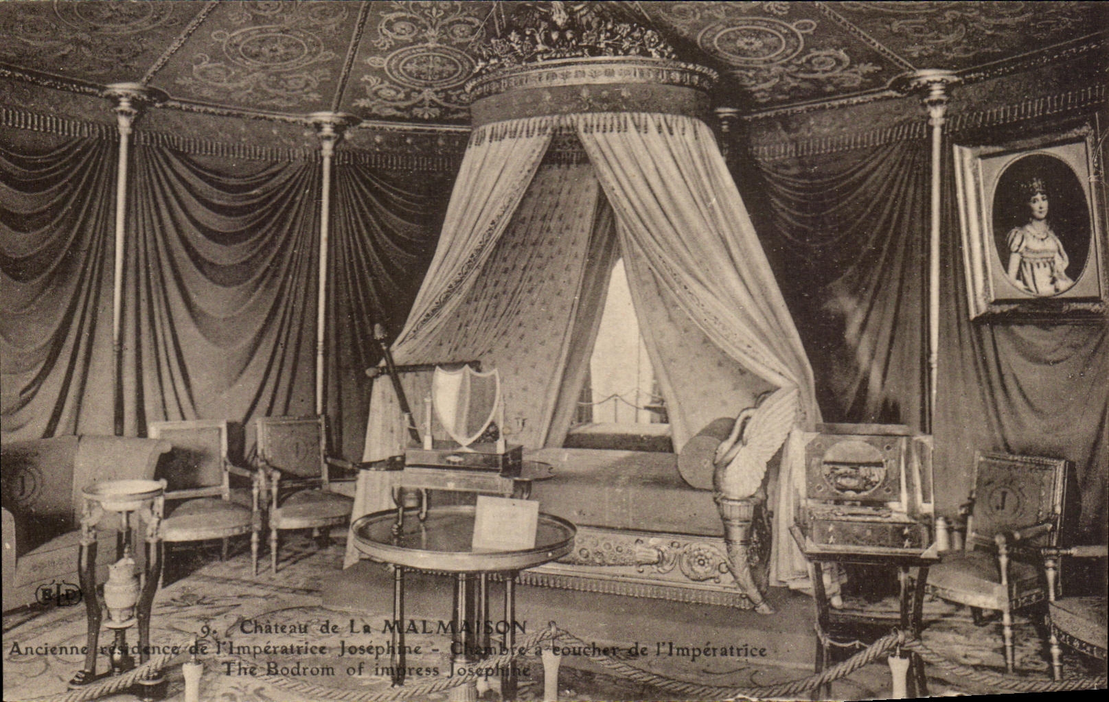 CPA Chateau De La Malmaison Ancienne residence de l'imperatrice Josephne Napoleon 1er