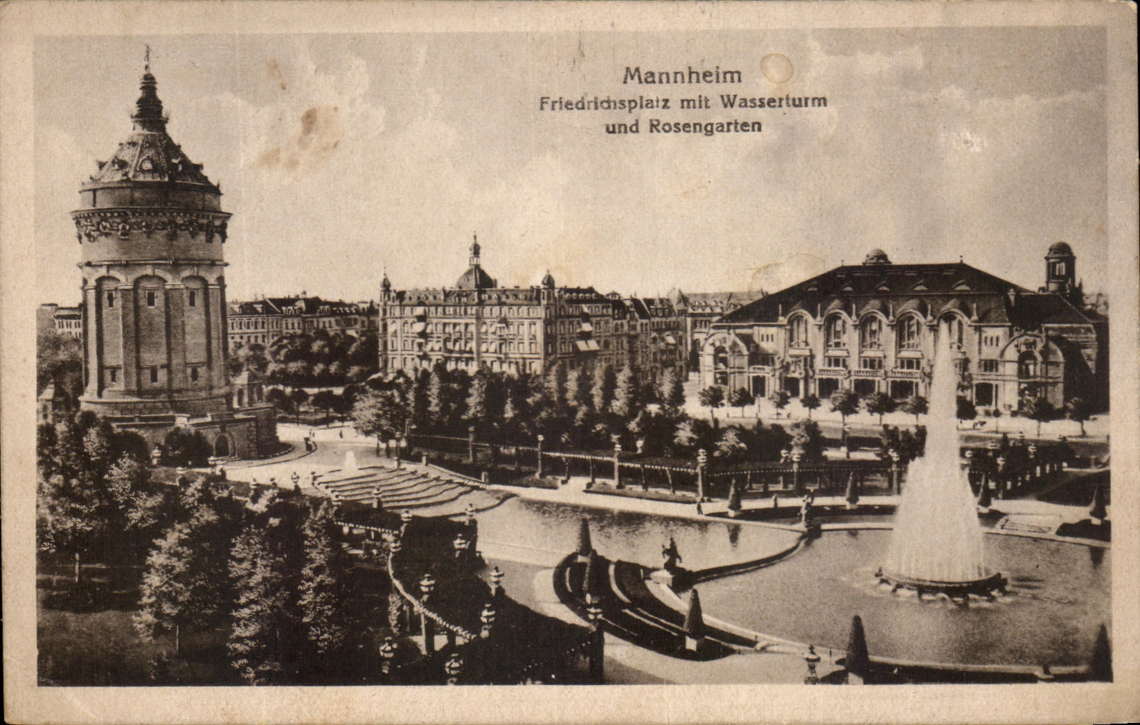 CPA Mannheim Friedridisplaiz mit Wasserturm und Rosengarten