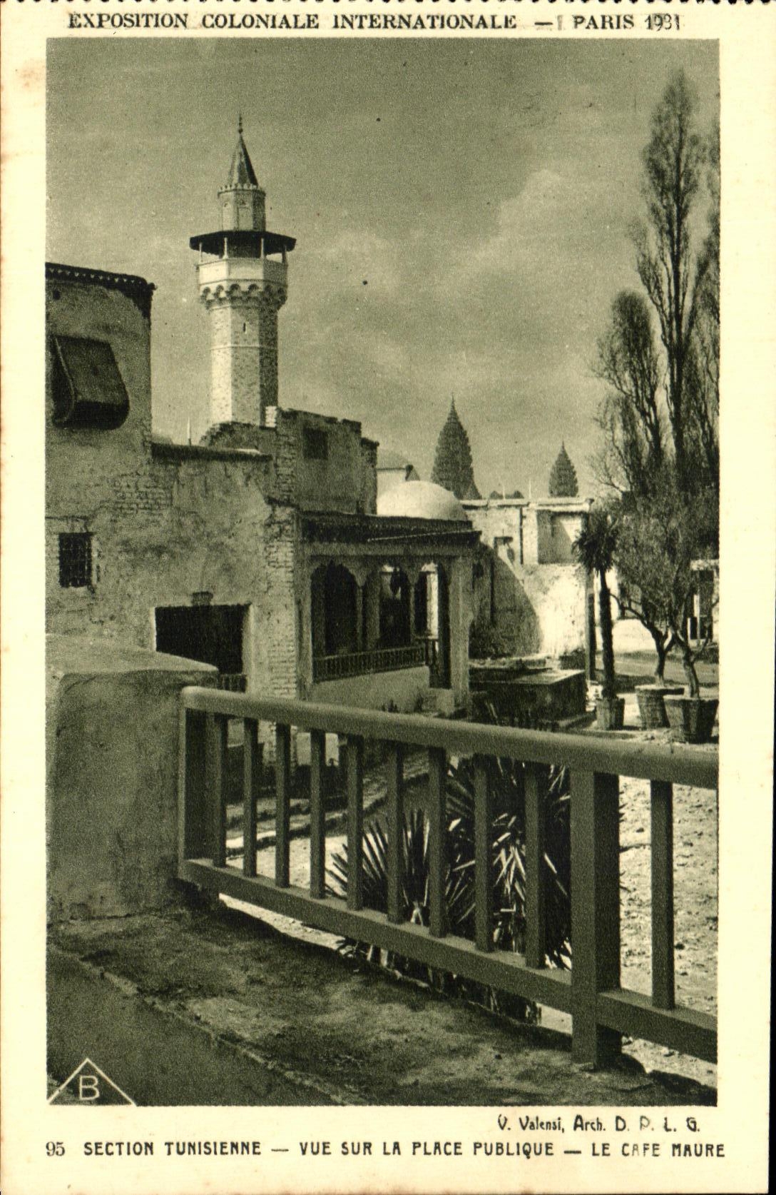 CPA Expostion Coloniale Internationale Paris 1931 Section Tunisienne Vue Sur La Place Publique Le Cafe Maure