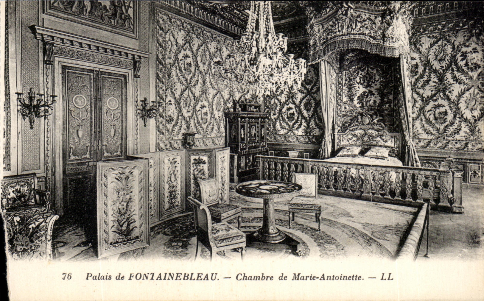 CPA Palais de Fontainbleau Chambre de Marie Antoinette